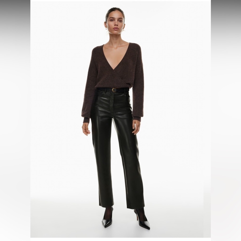 Aritzia Wilfred Melina High Waisted Vegan Leather Pant in Black Sz 2